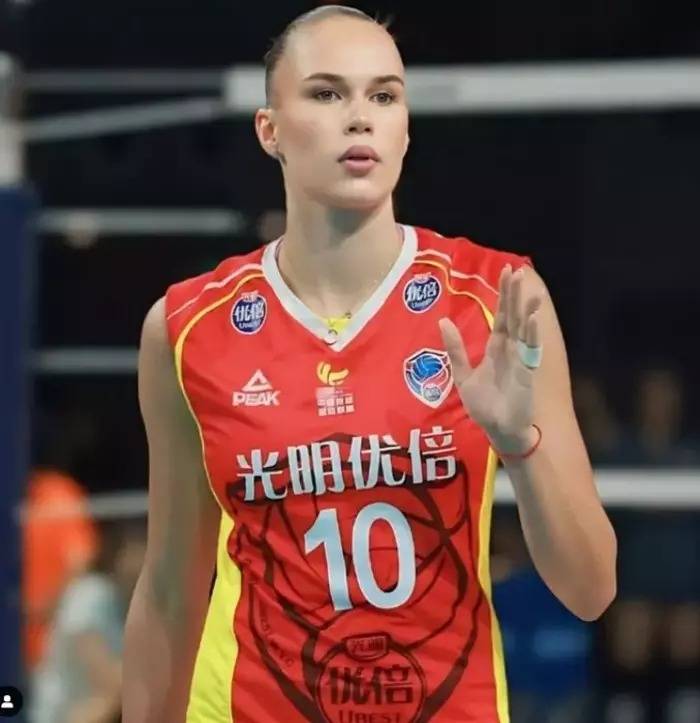 Arina Fedorovtseva sözleşmesini feshetti. Şoke etti 2